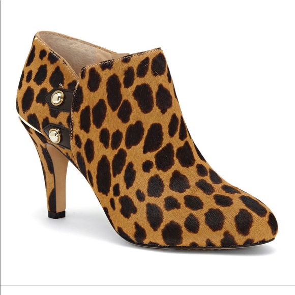 vince camuto vemmey booties